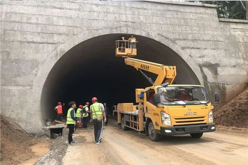 桂平全市路灯车租赁20米高度齐全 租赁电话