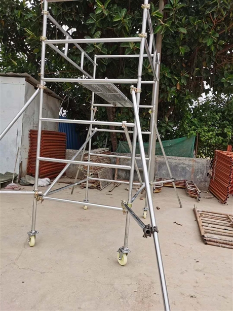 脚手架出租价格、脚轮顶托售卖及方案解析